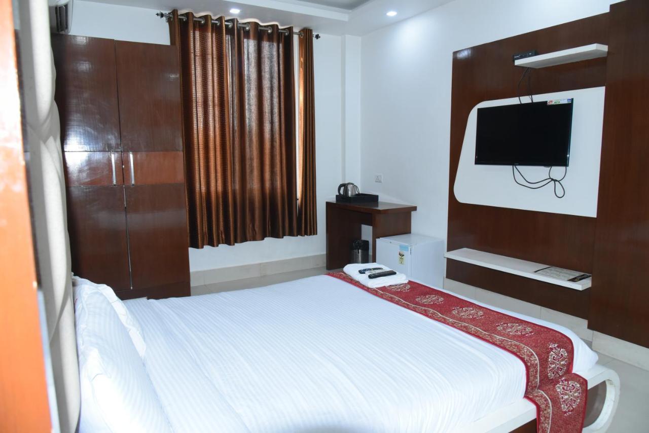 Hotel Vitthal International, Prayagraj Allāhābād Junction מראה חיצוני תמונה