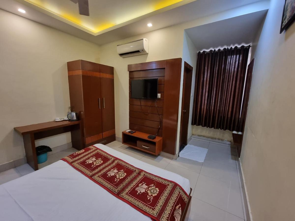 Hotel Vitthal International, Prayagraj Allāhābād Junction מראה חיצוני תמונה