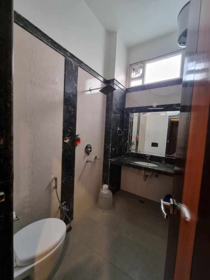 Hotel Vitthal International, Prayagraj Allāhābād Junction מראה חיצוני תמונה